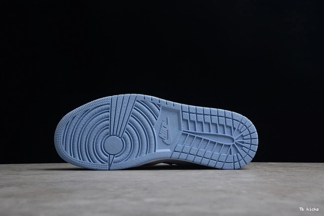 Reps TBK University Jordan DC0774-050 1 (W) Low Blue 0713
